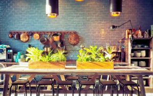 Lee más sobre el artículo ¿Cómo transformar tu hogar con muebles industriales?